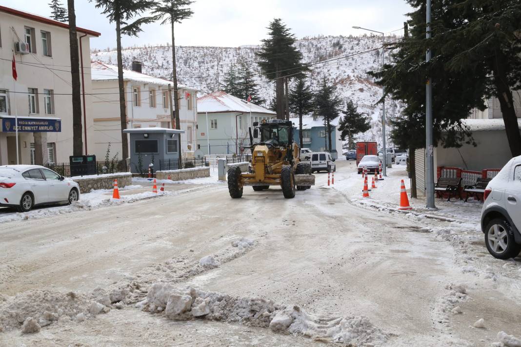 Dondurucu soğuk altındaki Konya’da kar için yeni tarih verildi 2